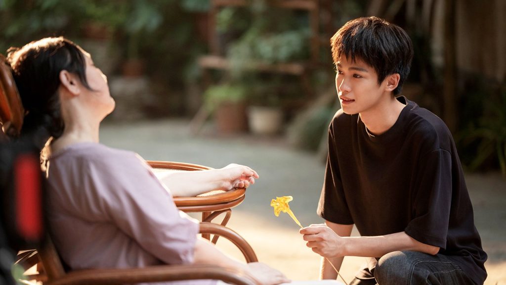 Wu Suo Wei and his mom