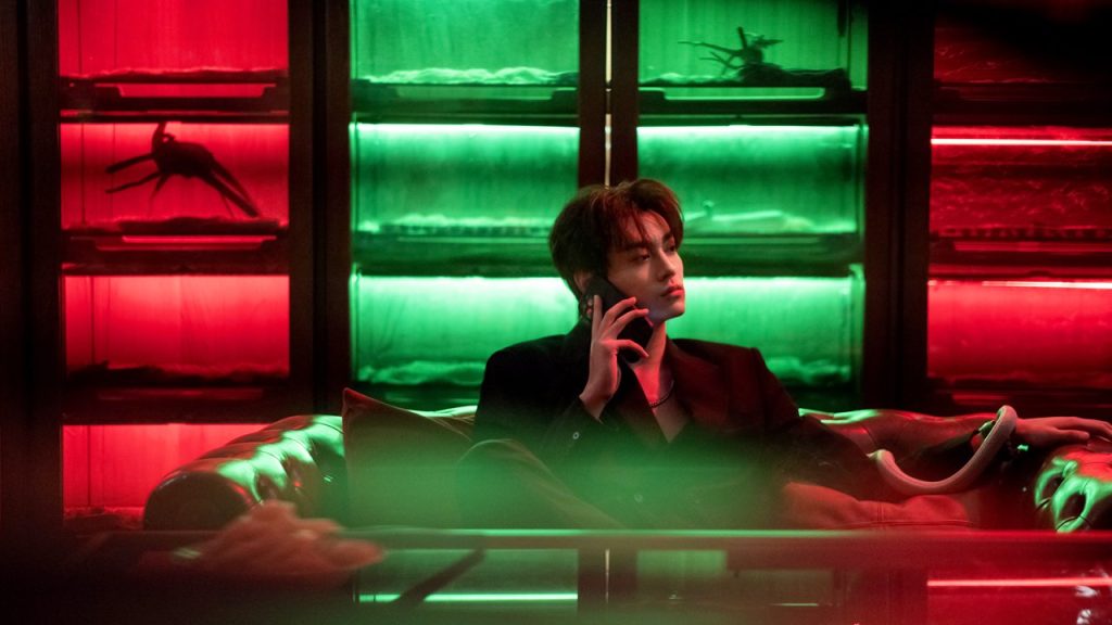 Chi Cheng at his snake den